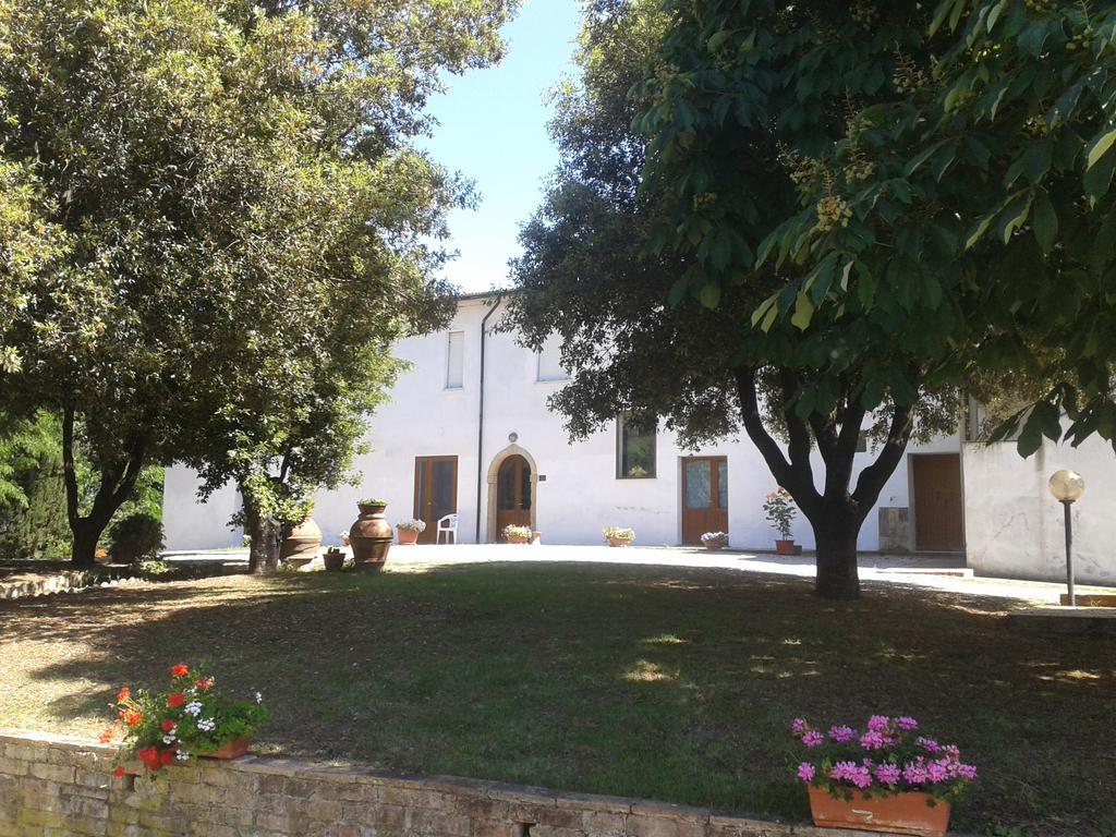 Agriturismo Santa Chiara Pomarance Exterior photo